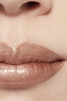 Ruj de buze Chanel Rouge Allure Laque 90 Golden Beige imaginea #4 — magazin online Desire.md