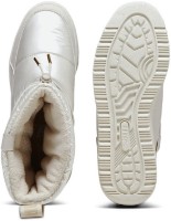 Ботинки женские Puma Snowbae Wns Patent Alpine Snow/Frosted Ivory 36
