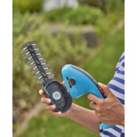 Mașina de tuns gard viu cu acumulator Gardena ClassicCut Li Set 50min (9885-20) imaginea #6 — magazin online Desire.md