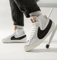 Ghete pentru damă Nike W Blazer Mid 77 Jumbo White/Black/Sail 38.5