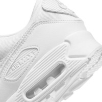 Кроссовки женские Nike Wmns Air Max 90 Triple White, s.41 фото №7 — интернет-магазин Desire.md