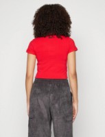 Женская футболка Nike W Nsw Tee Bby Sw University Red/Black, s.M фото №3 — интернет-магазин Desire.md