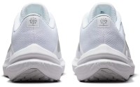 Adidași pentru dame Nike W Air Winflo 10 White/Metallic Silver, s.38