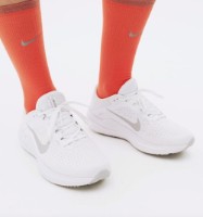 Adidași pentru dame Nike W Air Winflo 10 Gray s.36.5