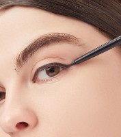 Карандаш для глаз 7 Days BColour Capsule Kajal Automatic Eyeliner 01 Black фото №2 — интернет-магазин Desire.md