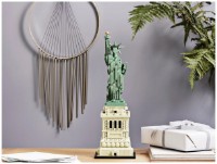Set de construcție Lego Architecture: Statue of Liberty (21042) imaginea #8 — magazin online Desire.md