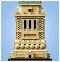 Set de construcție Lego Architecture: Statue of Liberty (21042) imaginea #2 — magazin online Desire.md