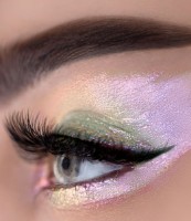 Fard de pleoape 7 Days BColour Multichrome Liquid Eyeshadow 05 Diamond imaginea #2 — magazin online Desire.md