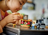 Set de construcție Lego City: Burger Truck (60404) imaginea #2 — magazin online Desire.md