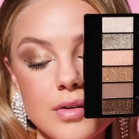 Fard de pleoape Artdeco Glittery Eyeshadow Palette 01 imaginea #3 — magazin online Desire.md