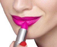 Помада для губ Pupa Vamp! Lipstick 208 Electric Fchsia фото №2 — интернет-магазин Desire.md