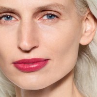 Помада для губ Clarins Joli Rouge Shine 732S Grenadine фото №4 — интернет-магазин Desire.md