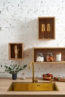 Кухонная мойка cо смесителем и дозатором Fabiano 70x45 Gold фото №3 — интернет-магазин Desire.md