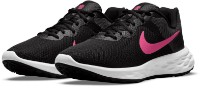 Adidași pentru dame Nike W Revolution 6 Nn Black s.38 (DC3729002)