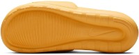 Șlapi pentru femei Nike W Victori One Slide Topaz Gold/Laser Orange/Sail, s.36.5 imaginea #3 — magazin online Desire.md