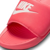 Șlapi pentru femei Nike W Victori One Slide Sea Coral/Coral Chalk/Sail, s.39 imaginea #4 — magazin online Desire.md