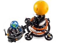 Конструктор Lego Technic: Planet Earth and Moon in Orbit (42179) фото №5 — интернет-магазин Desire.md