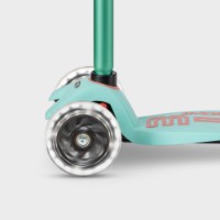 Trotinetă Micro Maxi Deluxe LED (MMD144) imaginea #2 — magazin online Desire.md