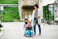 Самокат Micro Mini2Go Deluxe Plus (MMD034) фото №4 — интернет-магазин Desire.md