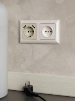 Рамка для розеток и выключателей IEK BR-M22-12-1-K10 фото №3 — интернет-магазин Desire.md