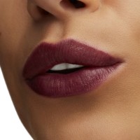 Помада для губ MAC Lustreglass Lipstick Succumb To Plum фото №3 — интернет-магазин Desire.md