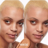 Тональный крем для лица MAC Studio Radiance NW30 30ml фото №3 — интернет-магазин Desire.md