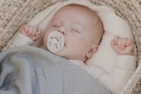 Plapumă pentru bebeluși BIBS Swaddle Sand (9401214) imaginea #2 — magazin online Desire.md