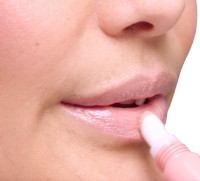 Luciu de buze Max Factor Color Elixir Cushion 005 Spotlight Sheer imaginea #3 — magazin online Desire.md