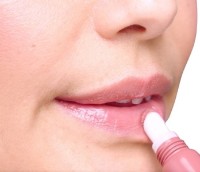 Luciu de buze Max Factor Color Elixir Cushion 020 Splendor Chic imaginea #3 — magazin online Desire.md