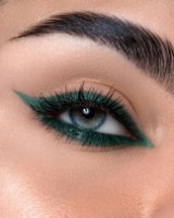Карандаш для глаз Astra Professional Eye Pencil 03 Green фото №3 — интернет-магазин Desire.md