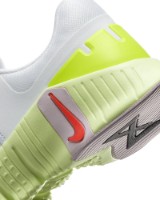 Adidași pentru dame Nike W Free Metcon 5 White/Barely Volt/Pink Foam/Bright Crimson, s.40.5 imaginea #4 — magazin online Desire.md
