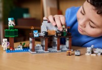 Set de construcție Lego Minecraft: The Wolf Stronghold (21261) imaginea #5 — magazin online Desire.md