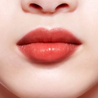 Balsam de buze Christian Dior Addict Lip Glow Dior 8 imaginea #3 — magazin online Desire.md