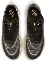 Adidași pentru bărbați Nike M Zoomx Streakfly Black/Gold, s.45.5