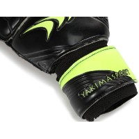 Перчатки футбольные Yakimasport GripMaster 9 фото №2 — интернет-магазин Desire.md