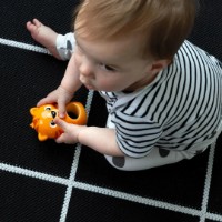 Игрушка-прорезыватель Baby Einstein Wobble Tiger (16706) фото №4 — интернет-магазин Desire.md