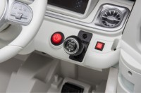 Mașinuța electrica KidsCar Mercedes Benz EQG (8010318-2Rblack) imaginea #8 — magazin online Desire.md