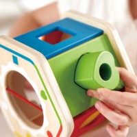 Сортер Hape Wonder Shape (E0516) фото №5 — интернет-магазин Desire.md