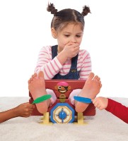 Joc educativ de masa Tomy Tickle Me Feet Pirate Game (T72550) imaginea #3 — magazin online Desire.md
