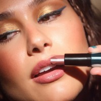 Помада для губ Artdeco Hydra Care Lipstick 41 фото №2 — интернет-магазин Desire.md