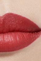 Помада для губ Chanel Rouge Allure Velvet 02:00 фото №3 — интернет-магазин Desire.md