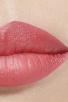 Помада для губ Chanel Rouge Allure Velvet 07:00 фото №3 — интернет-магазин Desire.md