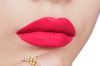 Ruj de buze Christian Dior Rouge Dior Satin 520 imaginea #3 — magazin online Desire.md