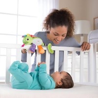 Игрушка для колясок и кроваток Tomy T27169 Chameleon Rosie  фото №4 — интернет-магазин Desire.md