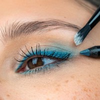 Карандаш для глаз Artdeco Metallic Eye Liner Long-Lasting 27 фото №3 — интернет-магазин Desire.md