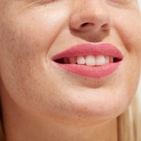 Ruj de buze Gosh Luxury Rose 001 Love imaginea #3 — magazin online Desire.md