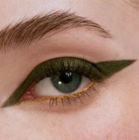 Creion pentru ochi Yves Saint Laurent Lines Liberated Eye Pencil 08 imaginea #2 — magazin online Desire.md