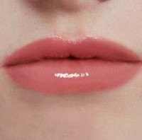 Бальзам для губ Yves Saint Laurent Loveshine Candy Glow 3B фото №3 — интернет-магазин Desire.md