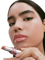 Ruj de buze Yves Saint Laurent Loveshine Lipstick 201 imaginea #2 — magazin online Desire.md