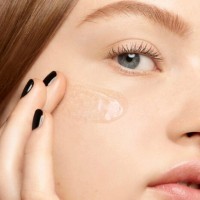 Primer pentru față Yves Saint Laurent Touche Eclat Blur Primer 30ml imaginea #2 — magazin online Desire.md